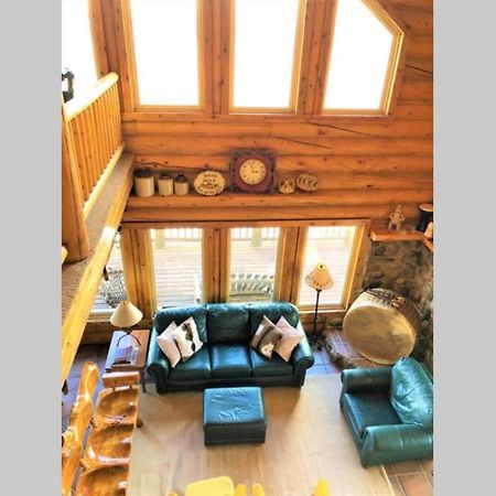 Red Rock Ranch Log Cabin: Large, Fully Furnished Escalante Exterior photo